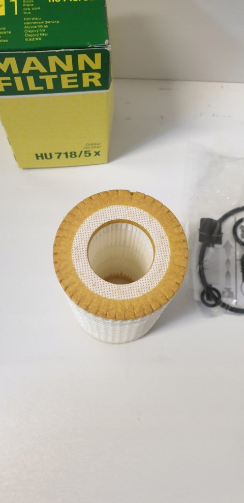 Mann-Filter HU 718/5 x Filtr oleju