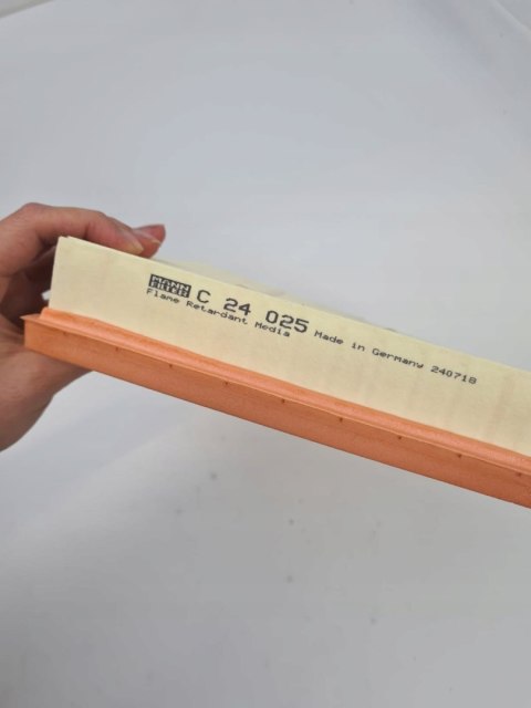 Mann-Filter C 24 025 Filtr powietrza