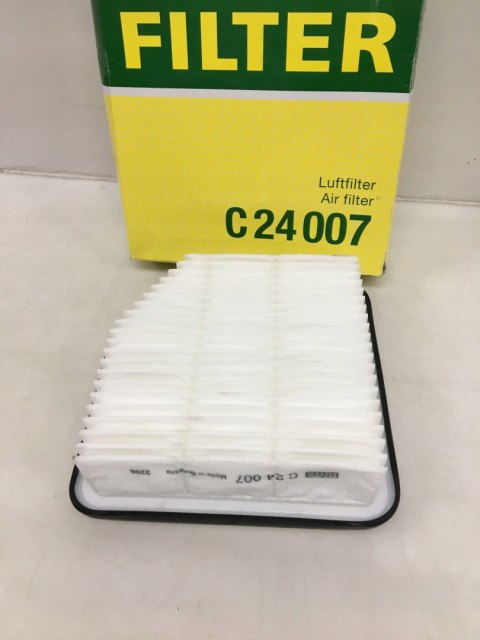Mann-Filter C 24 007 Filtr powietrza